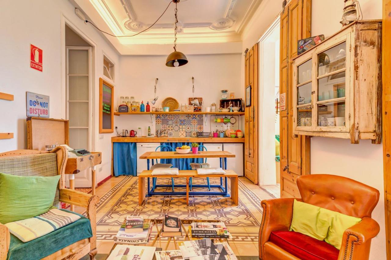 Factory Suites Barcelona — Foto 3